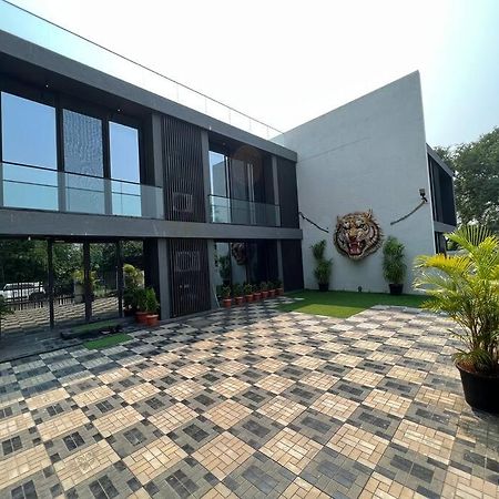 Stayhaven Starmount 4Bhk & Pool Bombay Eksteriør billede