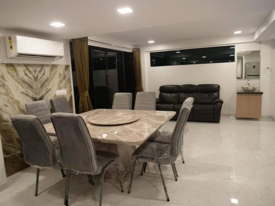Stayhaven Starmount 4Bhk & Pool Bombay Eksteriør billede