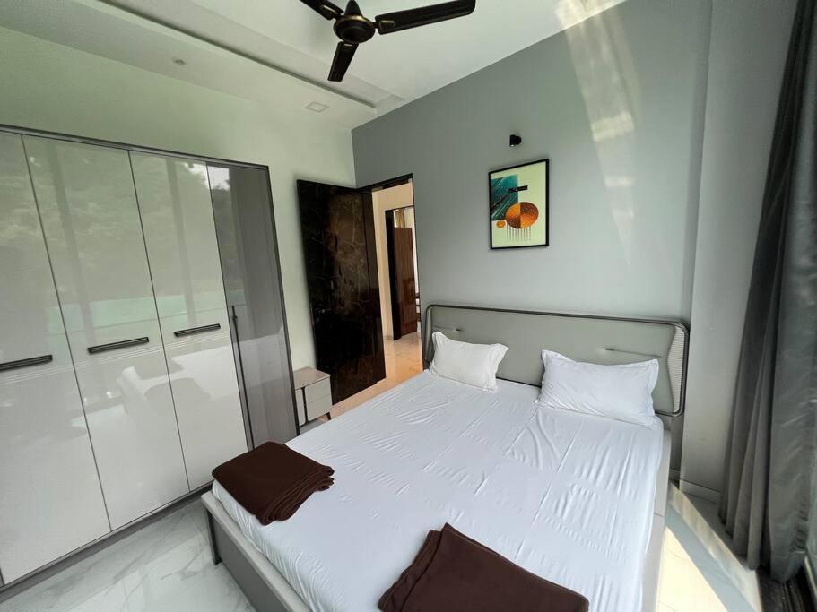 Stayhaven Starmount 4Bhk & Pool Bombay Eksteriør billede