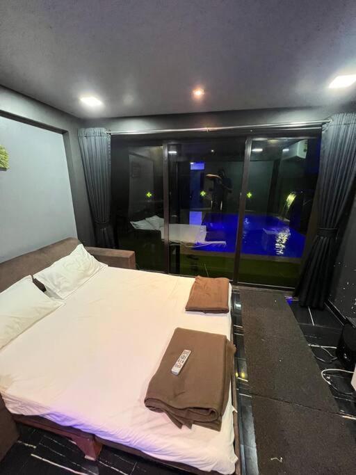 Stayhaven Starmount 4Bhk & Pool Bombay Eksteriør billede