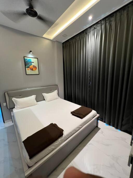 Stayhaven Starmount 4Bhk & Pool Bombay Eksteriør billede