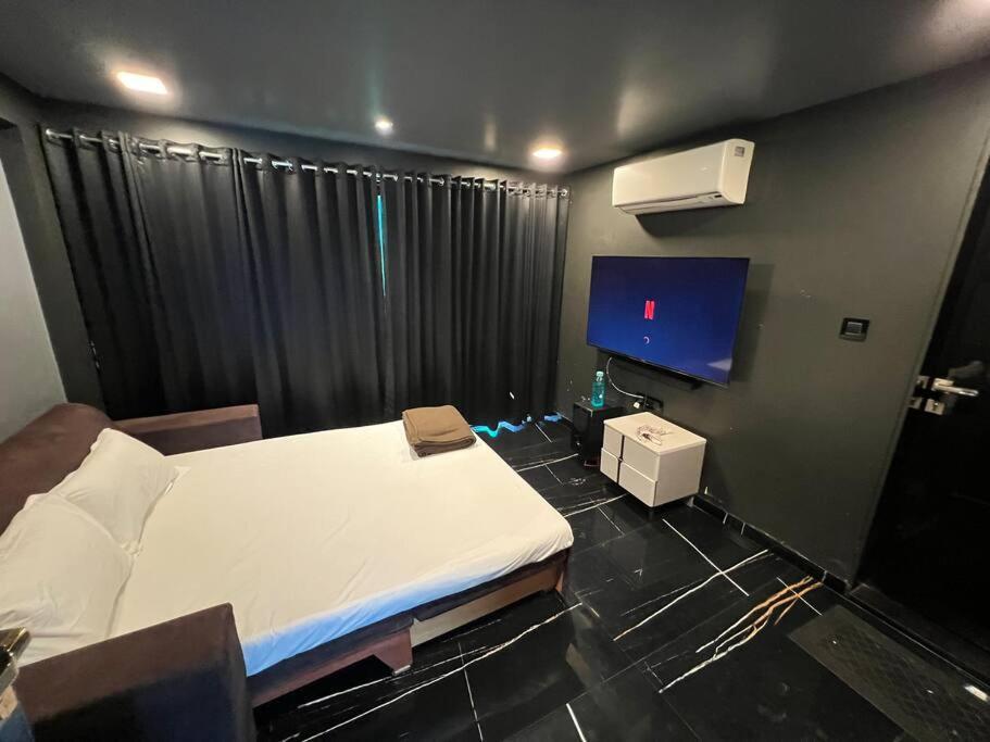 Stayhaven Starmount 4Bhk & Pool Bombay Eksteriør billede