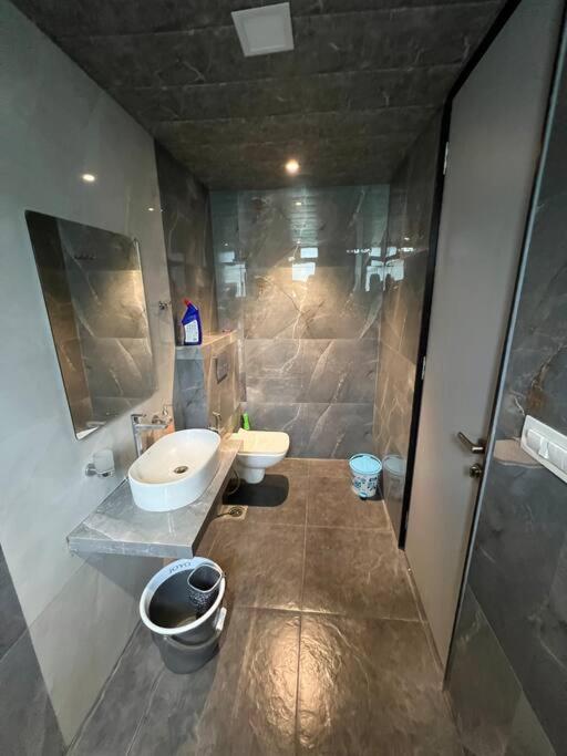 Stayhaven Starmount 4Bhk & Pool Bombay Eksteriør billede
